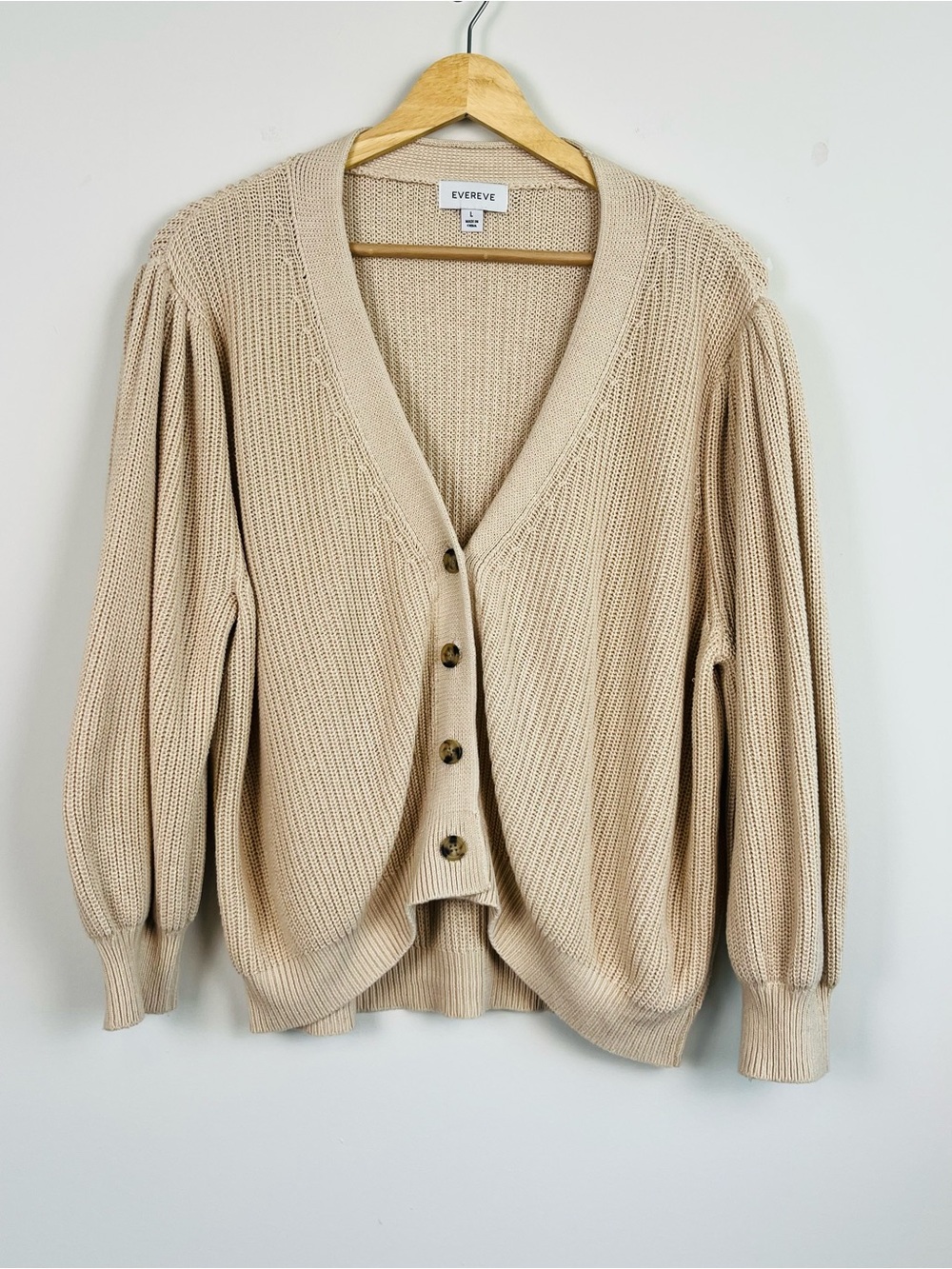 Evereve Tatum beige cotton viscose cropped puff sleeve knit cardigan, large.